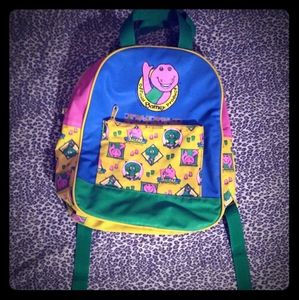🦄5for10Vintage Barney backpack
